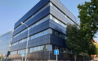 Tendencias actuales en la industria de la construcción: Implicaciones para la manipulación de materiales