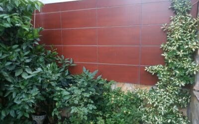 Doble piel en arquitectura: Cómo el HPL y otros materiales transforman las fachadas