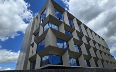 La industrialización aplicada a la rehabilitación de fachadas: el caso de Lucky Town Madrid